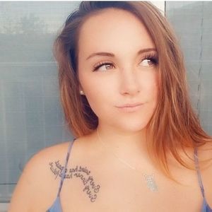 Meet your Posher, Samantha